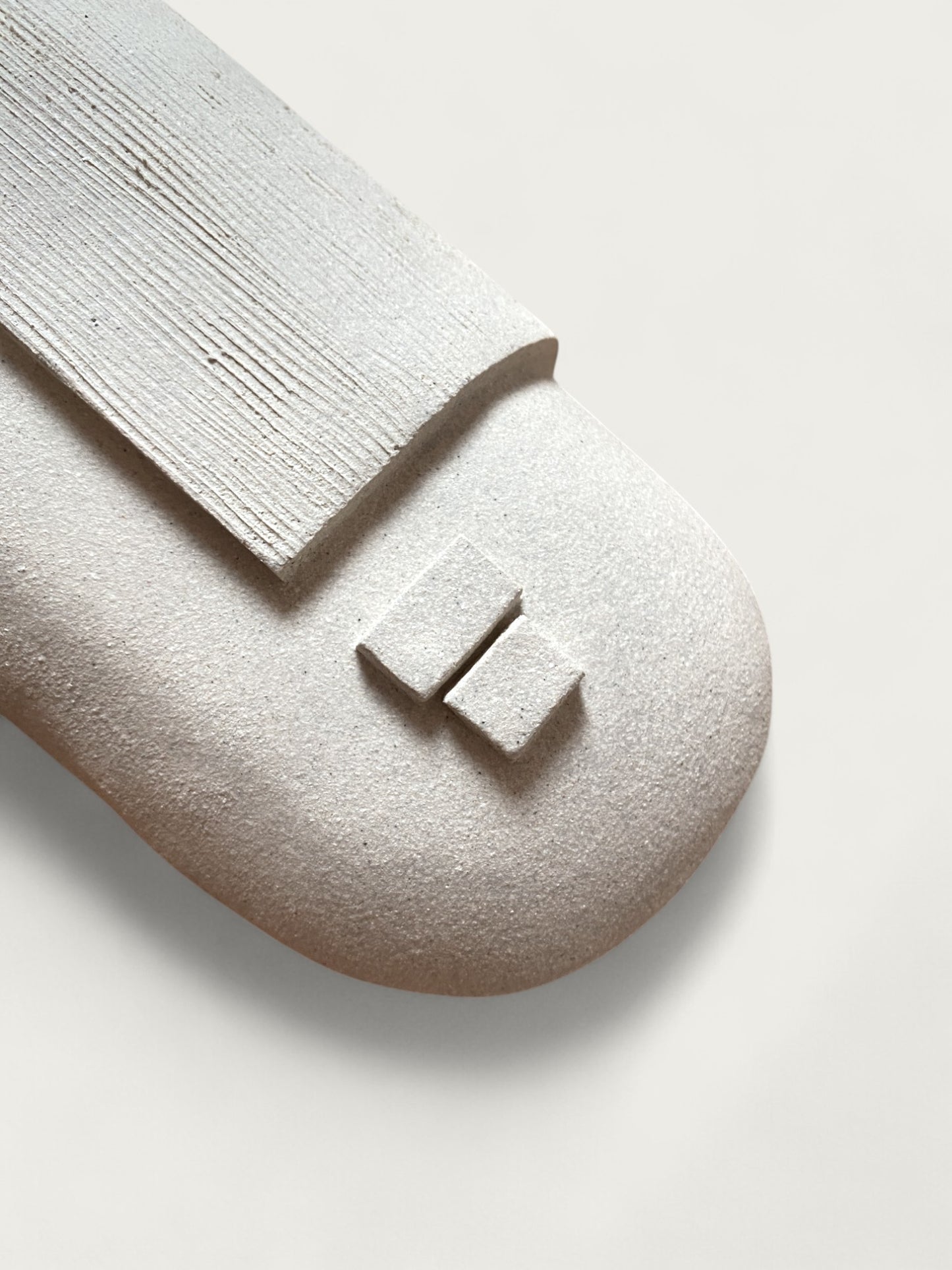 White Ceramic Mask | M65